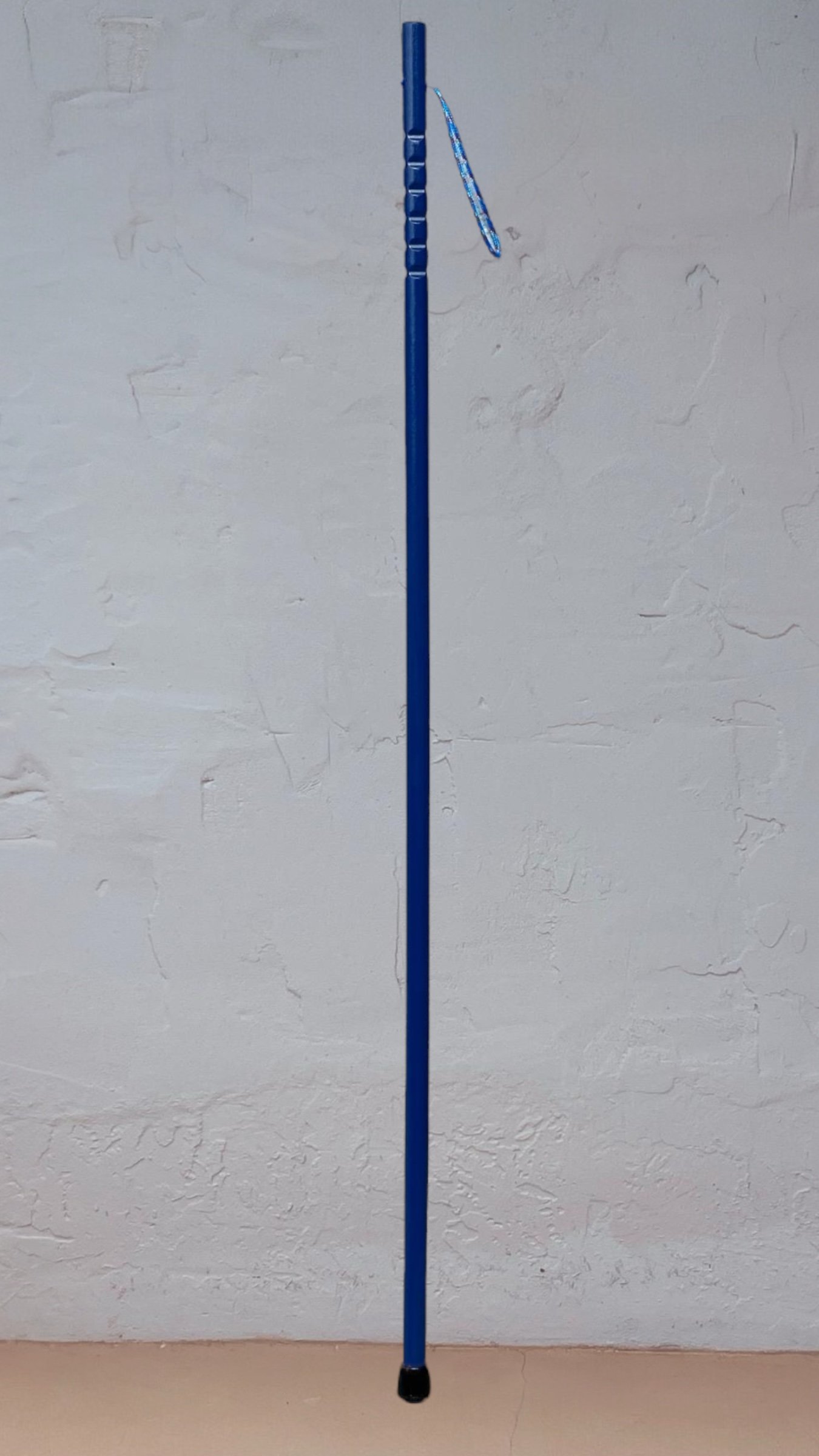 Sierra Tracker Hickory Blue novo Sierra Tracker 52"/STA ST 002/Staff Hickory Round 1''/ Blue/Walking Staff - Image 1